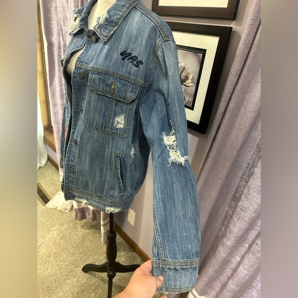 Hidden Distressed Denim Jacket - Picture 11 of 13